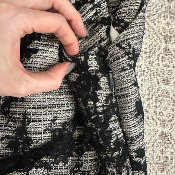 Monique Lhuillier Tweed Sheath Dress With Lace Overlay - Picture 4 of 10